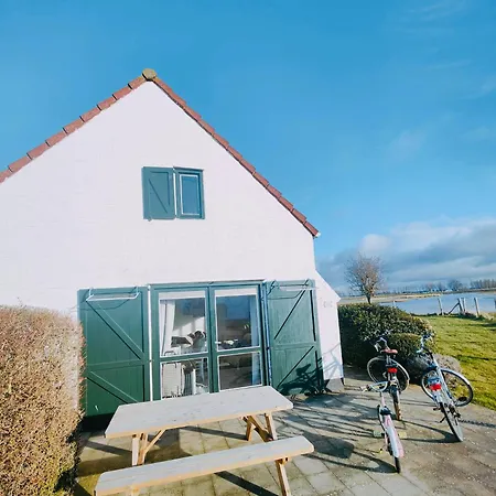 Pretty Little House Full Of Charm, Located In A And Peaceful Setting, Very Close To Sea 홀리데이파크 미들케르케